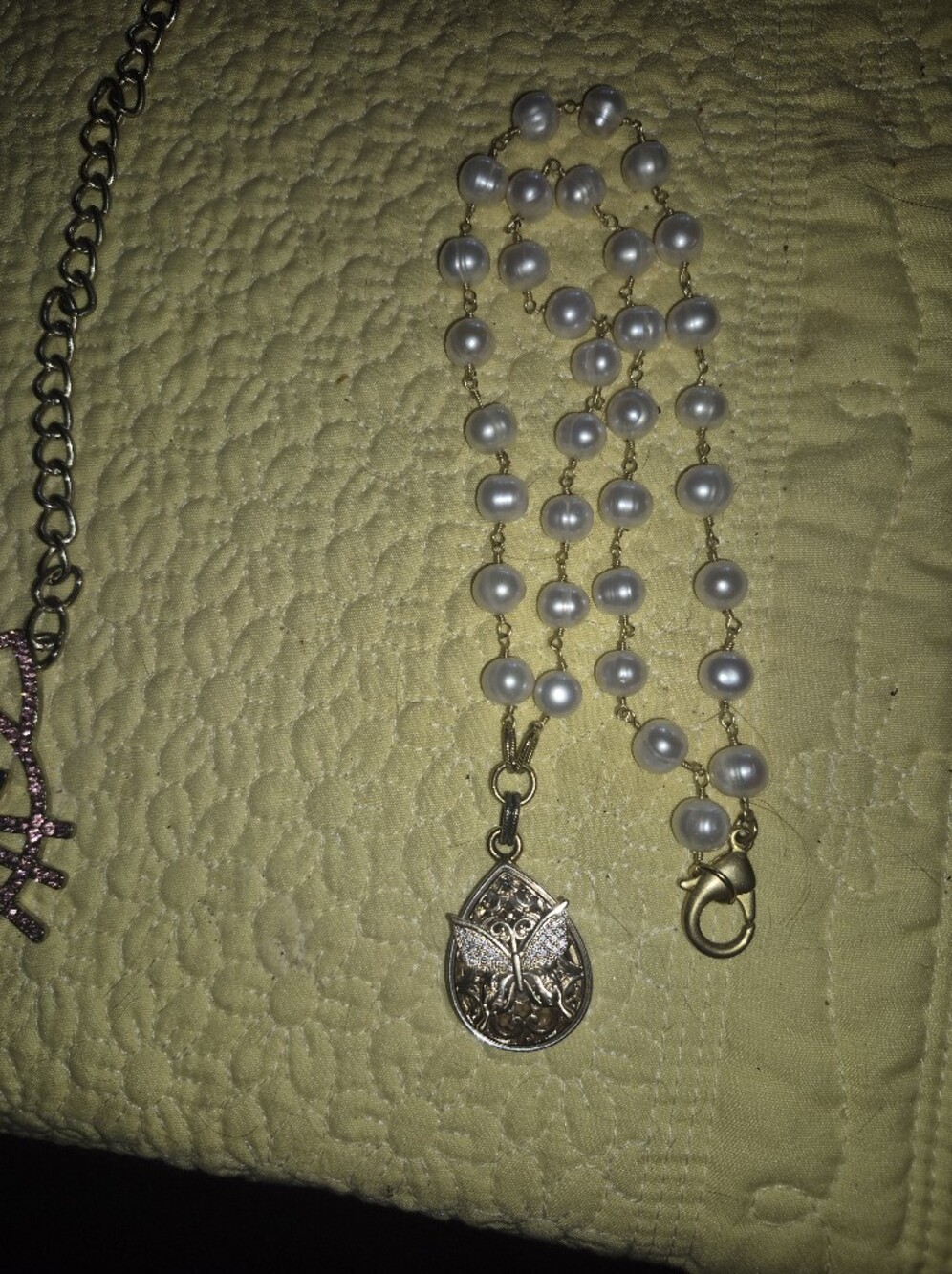 Gold-Tone Pearl Pendant Necklace with White Pearls